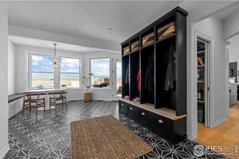 4 bedrooms House in Longmont, USA No. 76731 15