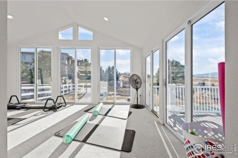 4 bedrooms House in Longmont, USA No. 76731 17