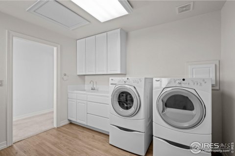 4 bedrooms House in Longmont, USA No. 76731 28