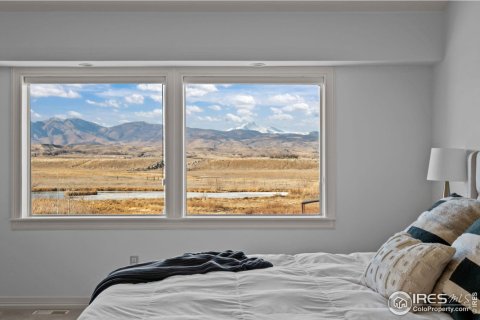 4 bedrooms House in Longmont, USA No. 76731 19