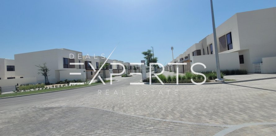 Таунхаус с 2 спальнями на Остров Яс, ОАЭ №84780