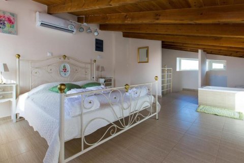 4 bedrooms Villa in Rethymno, Greece No. 109049 17