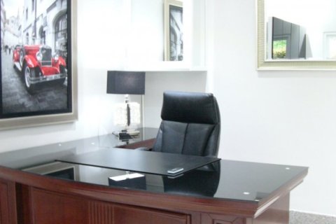 4 bedrooms Villa in Pattaya, Thailand No. 96648 11