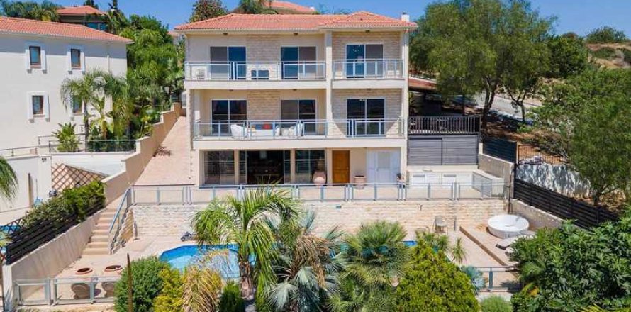 4 chambres House à Germasogeia, Cyprus No. 31019