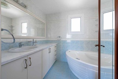 4 chambres House à Germasogeia, Cyprus No. 31019 15