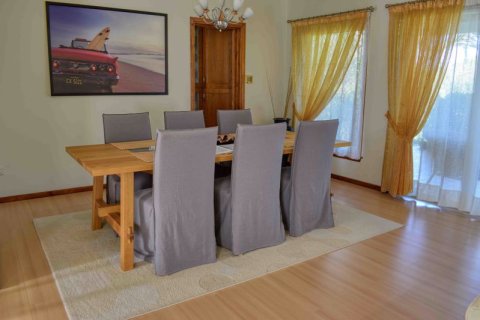 4 bedrooms Bungalow in Agioi Trimithias, Cyprus No. 36850 9