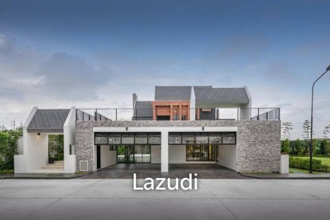 5 bedrooms House in Chiang Mai, Thailand No. 98031 3