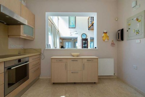 3 bedrooms House in Pegeia, Cyprus No. 31775 13