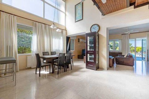 3 bedrooms House in Pegeia, Cyprus No. 31775 15