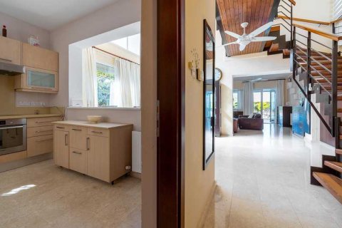 3 bedrooms House in Pegeia, Cyprus No. 31775 14