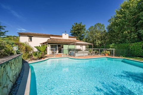 4 bedrooms Villa in Mougins, France No. 99309 2