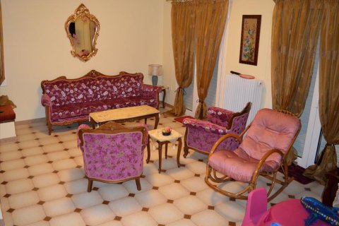 Дом с 6 спальнями в Лутракион, Греция №59610 17