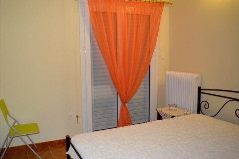 Дом с 6 спальнями в Лутракион, Греция №59610 24