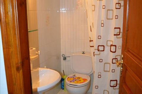 Дом с 6 спальнями в Лутракион, Греция №59610 14