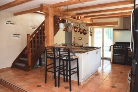 5 bedrooms House in Chateauneuf-du-Faou, France No. 69432 12