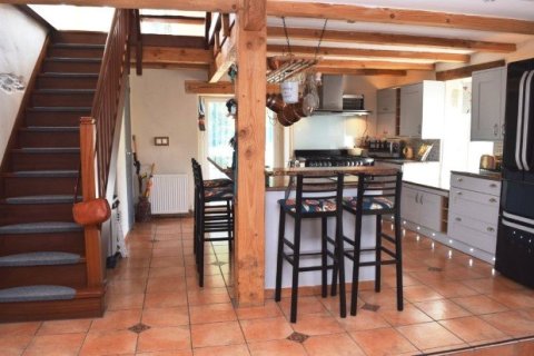 5 bedrooms House in Chateauneuf-du-Faou, France No. 69432 13