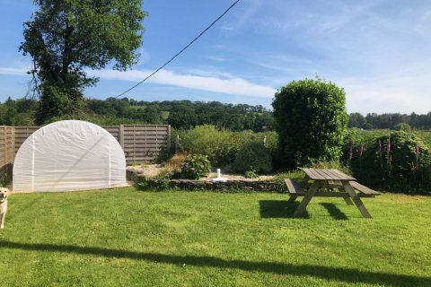 5 bedrooms House in Chateauneuf-du-Faou, France No. 69432 20