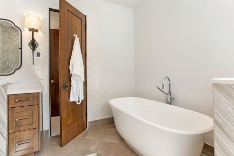 3 bedrooms House in Edwards, USA No. 104563 16