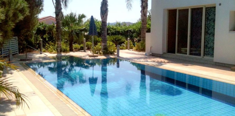 Studio Villa in Limassol, Cyprus No. 105733