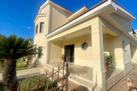 4 dormitorios Villa en Aradippou, Cyprus No. 79500 5