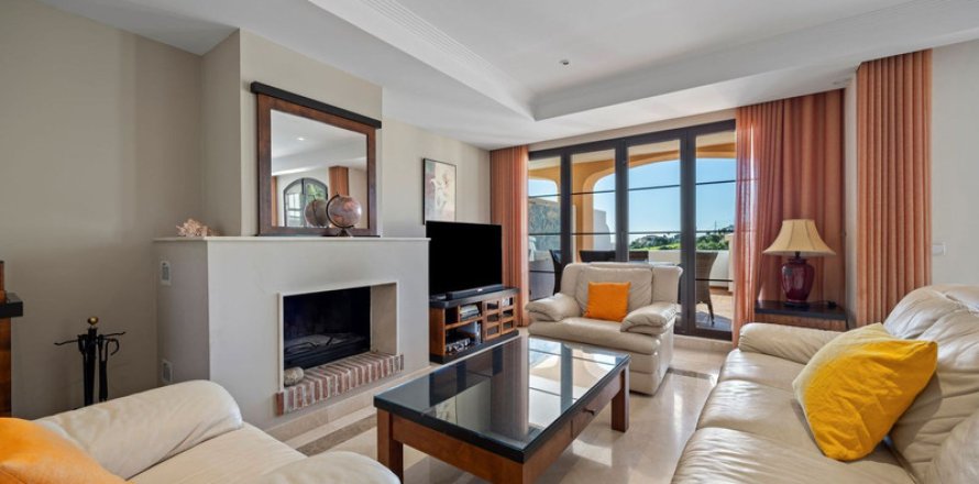 3 chambres Townhouse à Benahavis, Spain No. 92325