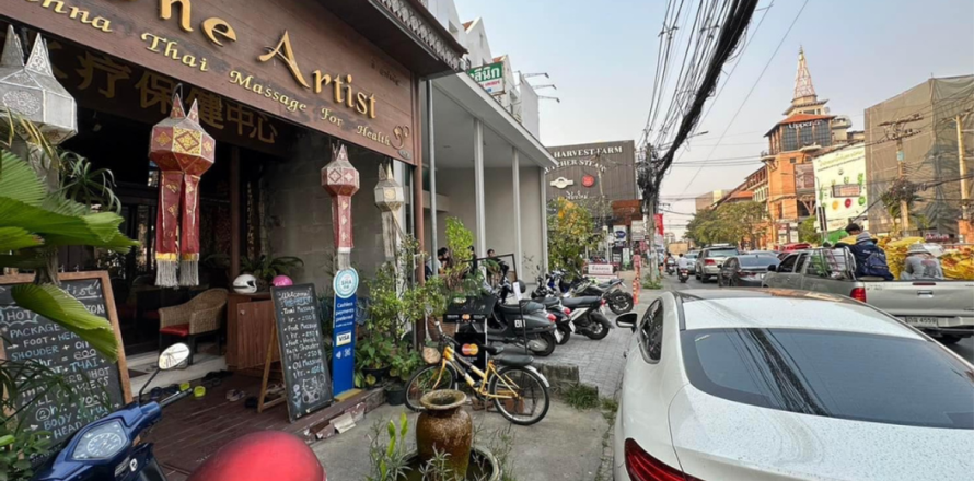 150m² Commercial property in Chiang Mai, Thailand No. 97873