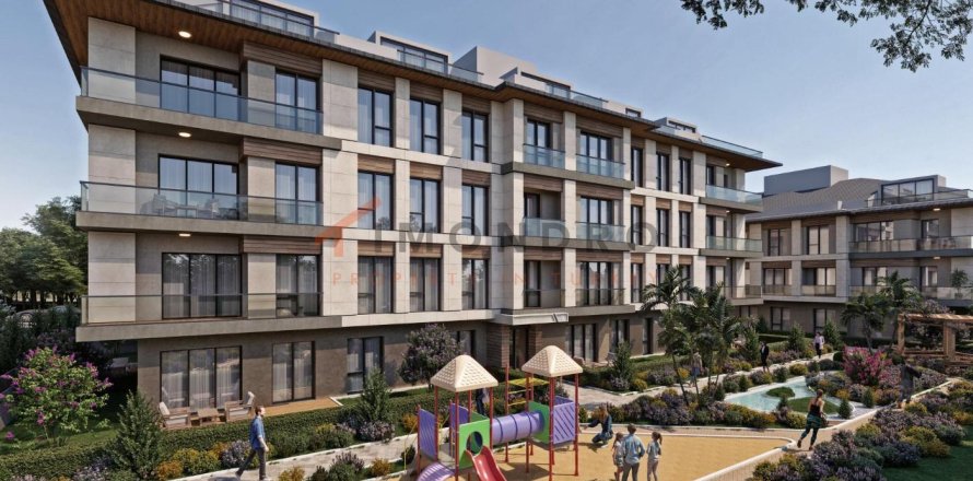 4 bedrooms Apartment in Beylikduezue, Turkey No. 80454