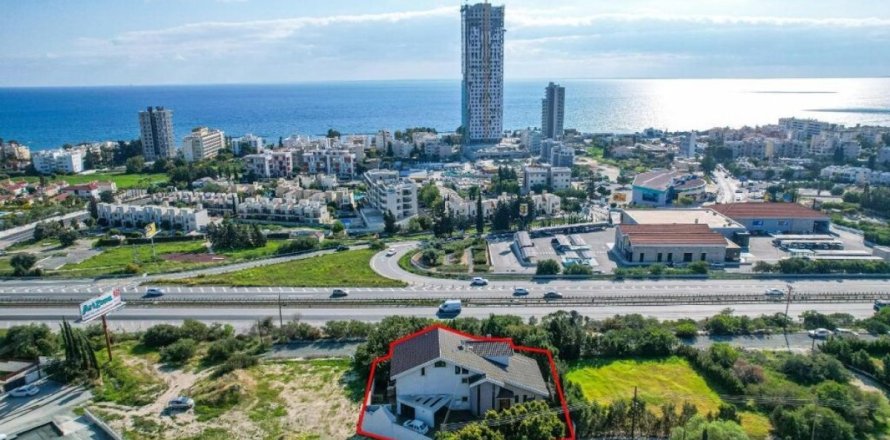 Studio Villa in Limassol, Cyprus No. 105039