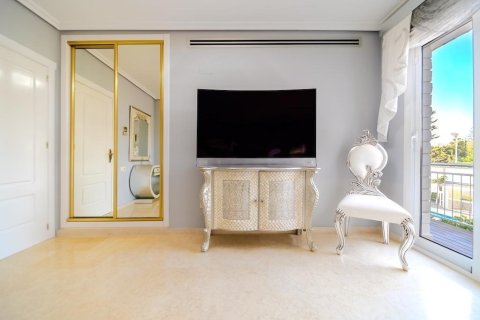 5 bedrooms Villa in Hai Bac, Vietnam No. 92257 14