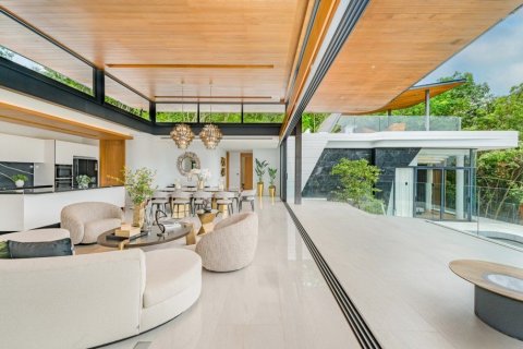 4 bedrooms Villa in Layan Beach, Thailand No. 97326 12