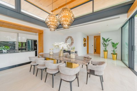 4 bedrooms Villa in Layan Beach, Thailand No. 97326 9