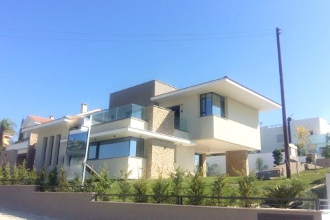 3 bedrooms Villa in Limassol, Cyprus No. 105751 1