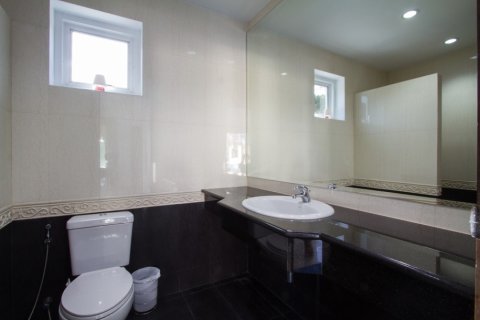 4 bedrooms Villa in Chalong, Thailand No. 97182 20