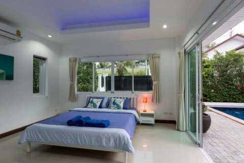 4 bedrooms Villa in Chalong, Thailand No. 97182 14