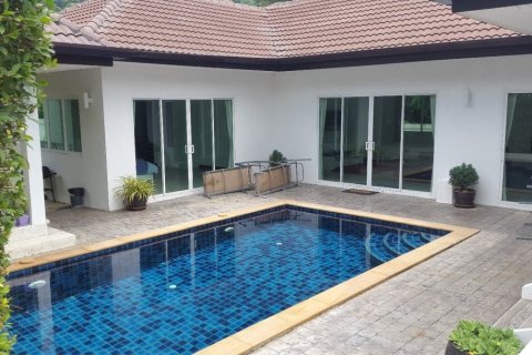 4 bedrooms Villa in Chalong, Thailand No. 97182 27