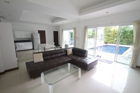4 bedrooms Villa in Chalong, Thailand No. 97182 6