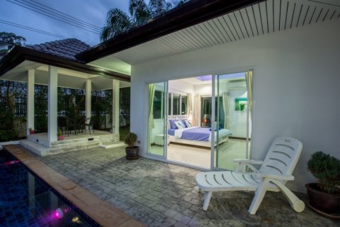 4 bedrooms Villa in Chalong, Thailand No. 97182 24
