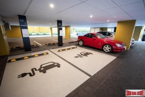 2 bedrooms Apartment in Bangkok, Thailand No. 96047 11