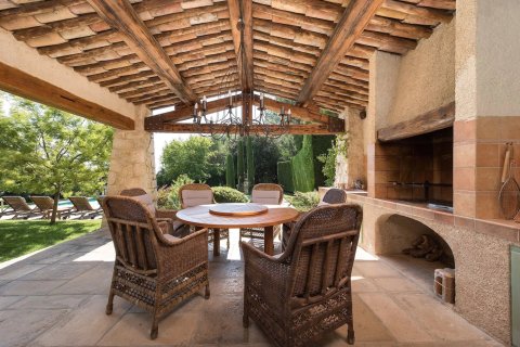 Вилла с 4 спальнями в Ла-Коль-сюр-Лу, Франция №100243 3