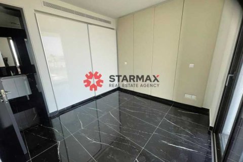 2 bedrooms Apartment in Larnaca, Cyprus No. 82824 12