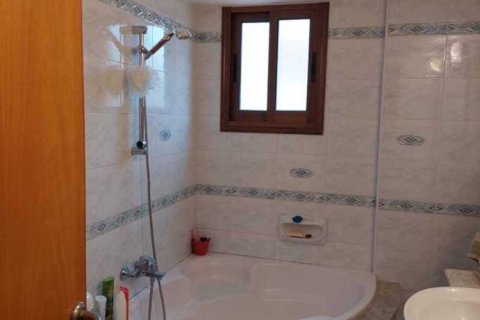 4 dormitorios House en Agios Athanasios, Cyprus No. 65545 13