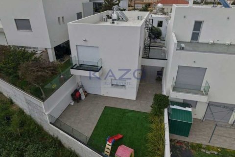 3 bedrooms House in Limassol, Cyprus No. 75145 4