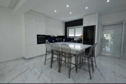 3 bedrooms House in Limassol, Cyprus No. 75145 8