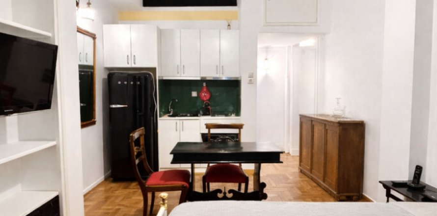 1 bedroom Apartment in Athens, Greece No. 122137