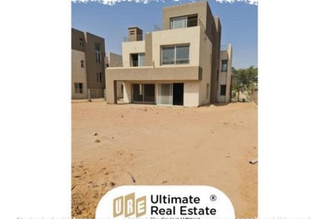 5 bedrooms Villa in Al Shaikh Othman, Vietnam No. 38138 1