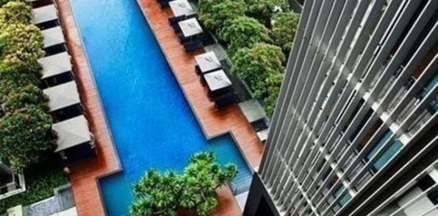 3 bedrooms Apartment in Bangkok, Thailand No. 96022