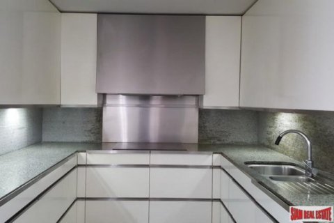 3 bedrooms Apartment in Bangkok, Thailand No. 96022 9