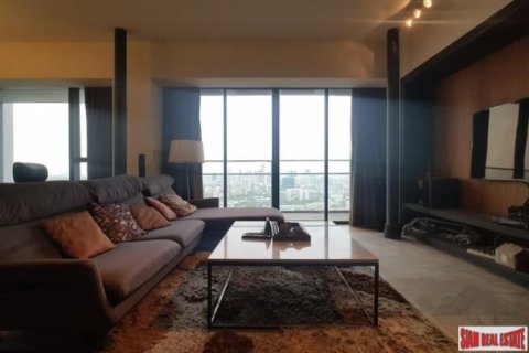 3 bedrooms Apartment in Bangkok, Thailand No. 96022 2