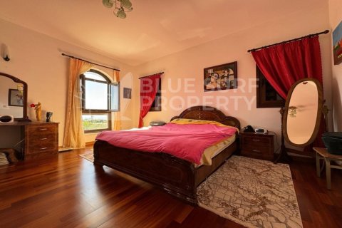 5 bedrooms Villa in Famagusta, Cyprus No. 104840 11