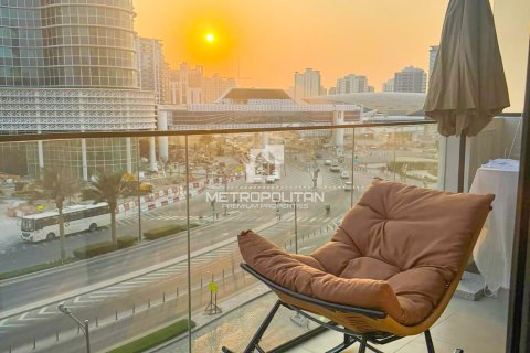 Квартира с 2 спальнями в Culture Village, ОАЭ №120065